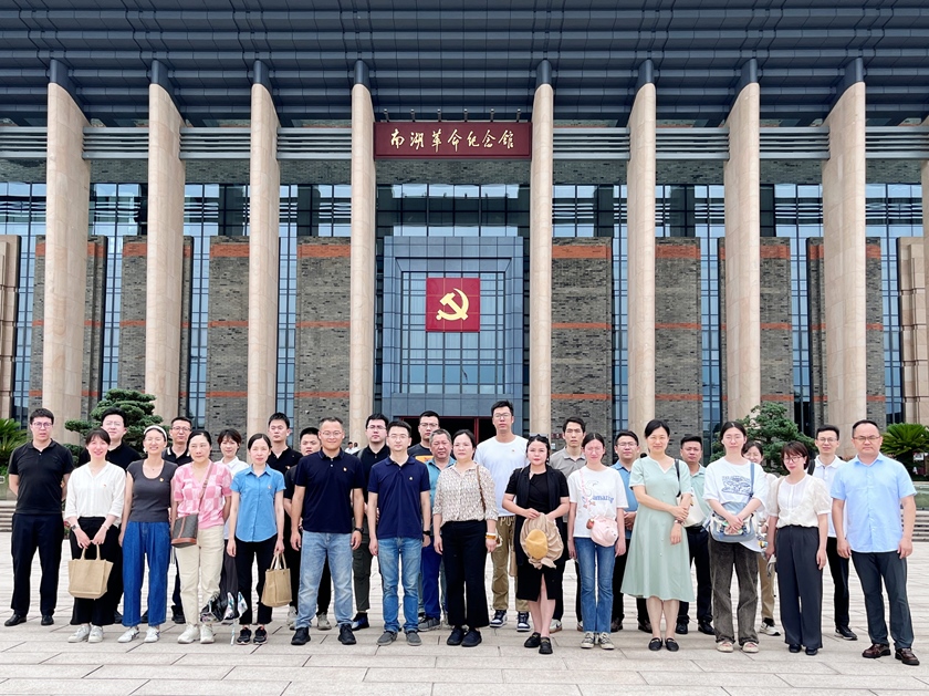 问鼎娱乐