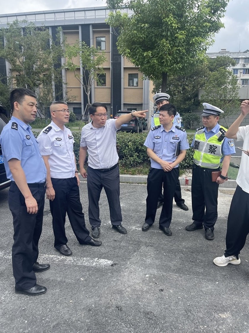 问鼎娱乐