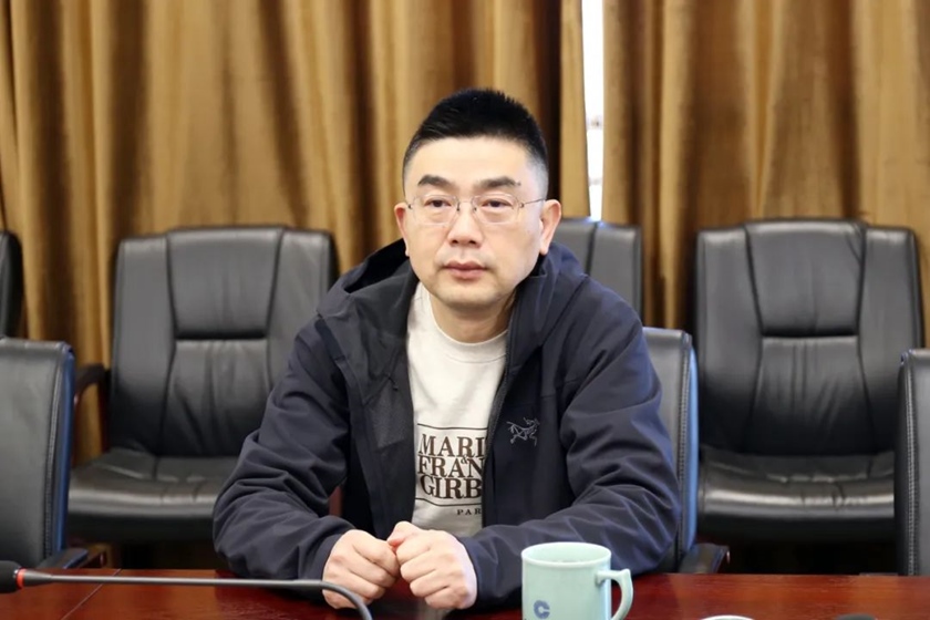 问鼎娱乐