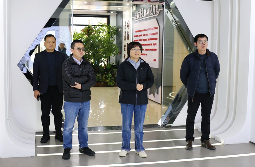 问鼎娱乐
